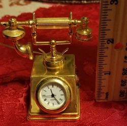 Preowned Solid Brass Quartz Small Desk Clock - runs, keeps time, new battery.