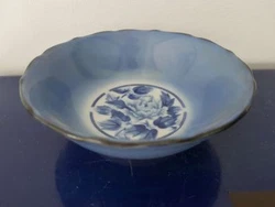 Old China vase signed. Ancien vase Chine signé.