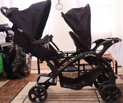 Baby Trend Sit and Stand Double Stroller is in good condition.