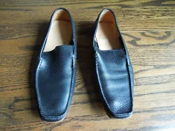 MAIN COLOR:BLACK.MATERIAL:GENUINE PEBBLED LEATHER.SHOES ARE IN GOOD CONDITION. SEE THE PICTURES FOR DETAILS!