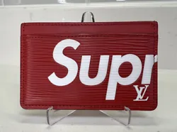 100% Authentic Louis Vuitton Supreme Red Epi Card Holder. Personally purchased and used from Louis Vuitton Shibuya,...
