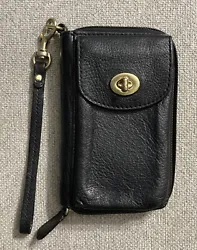 Coach Black Wallet/Wristlet/Phoneholder 100% Leather. Very good condition