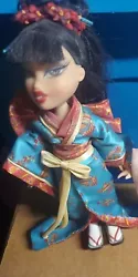 Bratz World Collectors Ed. Tokyo Japan Kumi Doll..doll Has Only Been On Display...no box