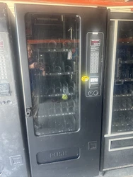 USI 3130 Snack Vending Machine. Comes with brand new cantaloupe g11 card reader ( need to either have an account with...