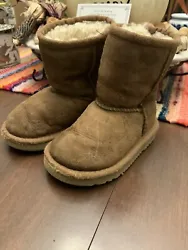 Ugg Boots Unisex Kids Toddler Sz 6 Classic Boot Chestnut,PRE-LOVED-CUTE! 👀 see all posted photos, these adorable...