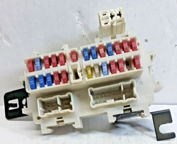Switch Type: FUSE BOX. PART NUMBER OEM. 2002 2003 MITSUBISHI GALANT 3.0L V6 ECM ENGINE COMPUTER MR578375 OEM. 2006 2008...