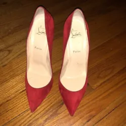 100%authentic Red suede material on the shoe very very pretty Great condition No tears no holes Slight sign of wear in...