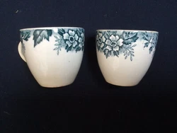 2 tasses à café anciennes faïence moulin des loups Marie-Louise. Bon état général Intérieur bruni dans l’une...