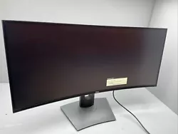 Dell U3417W UltraSharp 34 inch Curved IPS LCD Monitor With Stand.