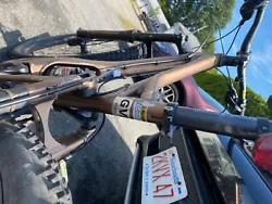 Giant trance 29, bronze color. Aftermarket parts and suspension. Rides right..