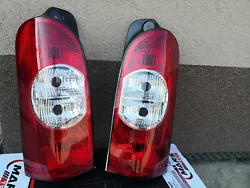2x lampe feu arrière DROIT + GAUCHE. RENAULT MASTER 01.2004-11.2010.