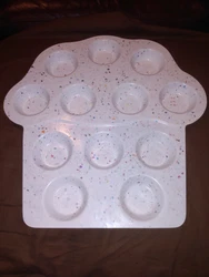Cup Cake Display Pan By Zak Designs. Condition is 