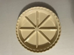 Chantal 10” X 1.25” Pie Plate #93KA-2383 EC Slice Divided DISH YELLOW NEW NWT.