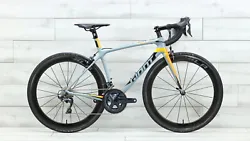 This 2018 Giant TCR Advanced SL 2 KOM is in excellent condition and ready to ride! TCR Advanced SL 2 KOM. Giant, Carbon...