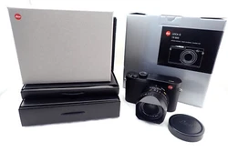 Leica Q Typ 116 24.2MP Digital Camera - Black TOP Leica dealer Box, instructions, warranty card, charger with two...