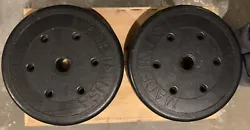 2 ten pounds black vinyl plates in excellent condition. Some wear from use, 20 Lbs total for the pair.Please see pics...