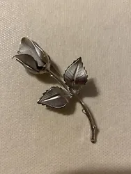GIOVANNI Signed Vintage Brooch Pin Long Stem Rose Silver Tone. Very pretty brooch. Approximately 3 inches long. Please...