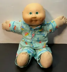 Good condition, minor dirt stains on doll itself and on stomach, leg. - size: 14