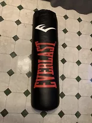 Everlast 100lb Heavy Bag-Great Condition.was bought June 2022,used for a month and then hasn’t been used since comes...