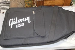 NEW Gibson USA Padded Soft Guitar Gig Bag  w/Accessory Pouch FREE SHIPPING L@@K,   Fits MOST popular Guitar...