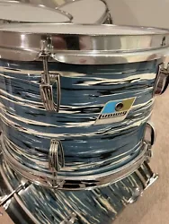 This is for a 1971 Ludwig blue oyster Pearl (bowling ball) 4-piece drum set. I’ve never seen a nut of this age in...