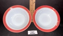 It features the flamingo pink color around the rim. They have the original gold Pyrex writing on the bottom. Very nice...