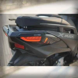 Cache feu et clignotant BCD NEUF. Référence BCD : FEU 014 22. Pour YAMAHA X-Max 120 / 300 / 400 de 2018. Convient...
