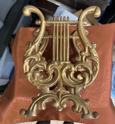 Beautiful Vtg music holder.