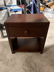 Brown side table with shelf and drawer. Euc..