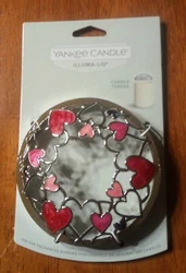 Silver hearts around the outer edge.