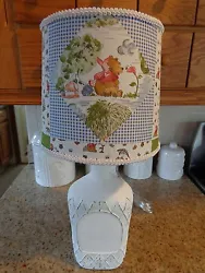 This is an adorable Table/Desk/Childs Room/Night Stand Lamp with a very pretty Winnie-the-Pooh and Friends Shade. The...