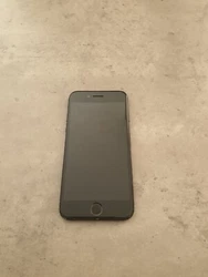 Apple iPhone 7 , carte mère probablement hs , il ne démarre pas et nest pas reconnu sur iTunes. Il y a sûrement un...