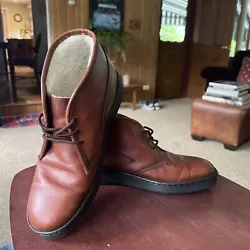 Vintage Bates Floaters Mens Brown Leather Wool Lined Chukka Boots Size 10 M. Vintage but like new condition. There is...