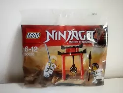 NINJAGO MASTERS OF SPINJITZU-. Nous vendons ici le LEGO 30530 Sachet neuf - jamais ouvert. Envoi rapide et soigné.
