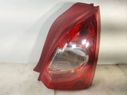 Référence constructeur : 8201523617. Modèle : TWINGO 2 HAYON (CN). Libellé de la pièce : FEU AR D. Energie : ES....