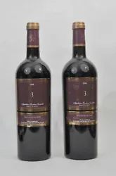 Lot de 2 Bouteilles de vin Prestige, vieilles vignes élevé en fût de chêne de 1998.