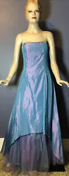 Vtg JESSICA MCCLINTOCK GUNNE SAX Blue Strapless Iridescent Dress PROM USA Sz 9. Very pretty maxi dress with sparkly...