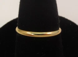 THIS IS A TRULY FABULOUS RING AND BEAUTIFUL TO BEHOLD.