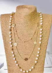 Collier-Sautoir Long Multi-Rangs Chaines, Perles. Bijou Style Élégant, Chic, Indémodable. Perles Blanches Imitation....