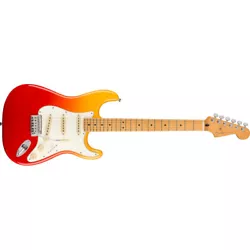 La Player Plus Stratocaster® fusionne le design classique de Fender®, des fonctionnalités pensées pour le jeu et de...