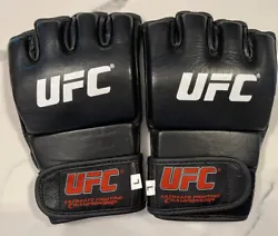 UFC Fight Gloves Brand New Size Large.