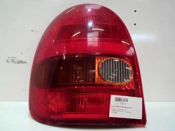 Modèle du véhicule : CORSA B PHASE 2. Numéro de pièce fabricant : 90444141. Nombre de portes : 1.