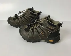 KEEN BOY KIDS TODDLERS BOOT. SIZE US 10.