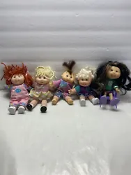 4 Vintage 1995 Mini Soft Body Cabbage Patch Kids CPK Dolls 1 Poseable W/ Chair ￼. These dolls are in need of a little...