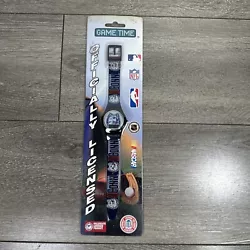 Vintage GAME TIME NCAA UCONN Huskies WATCH. Condition is New. Shipped with USPS Ground Advantage.