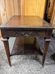 Side Table by Mersman leather tip 8733. 28×20×22.