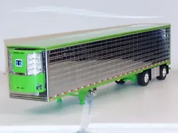 dcp chrome/lime green Utility spread axle 53ft reefer trailer no box 1/64