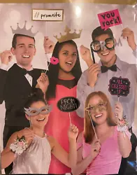 Prom Photo Props 26 Pieces Photo Booth Novelty Brand New