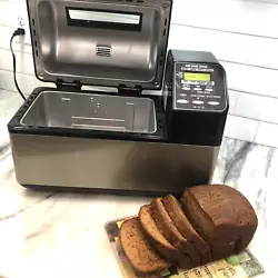 Bread Maker MachineTESTED. This is a wonderful example of the Zojirushi appliance line. This unit has been tested and...