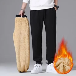 【Fleece lined】Warm keeping. 【Adjustable waistband】Elastic Waistband With Drawstring, customized fit. 【Durable...
